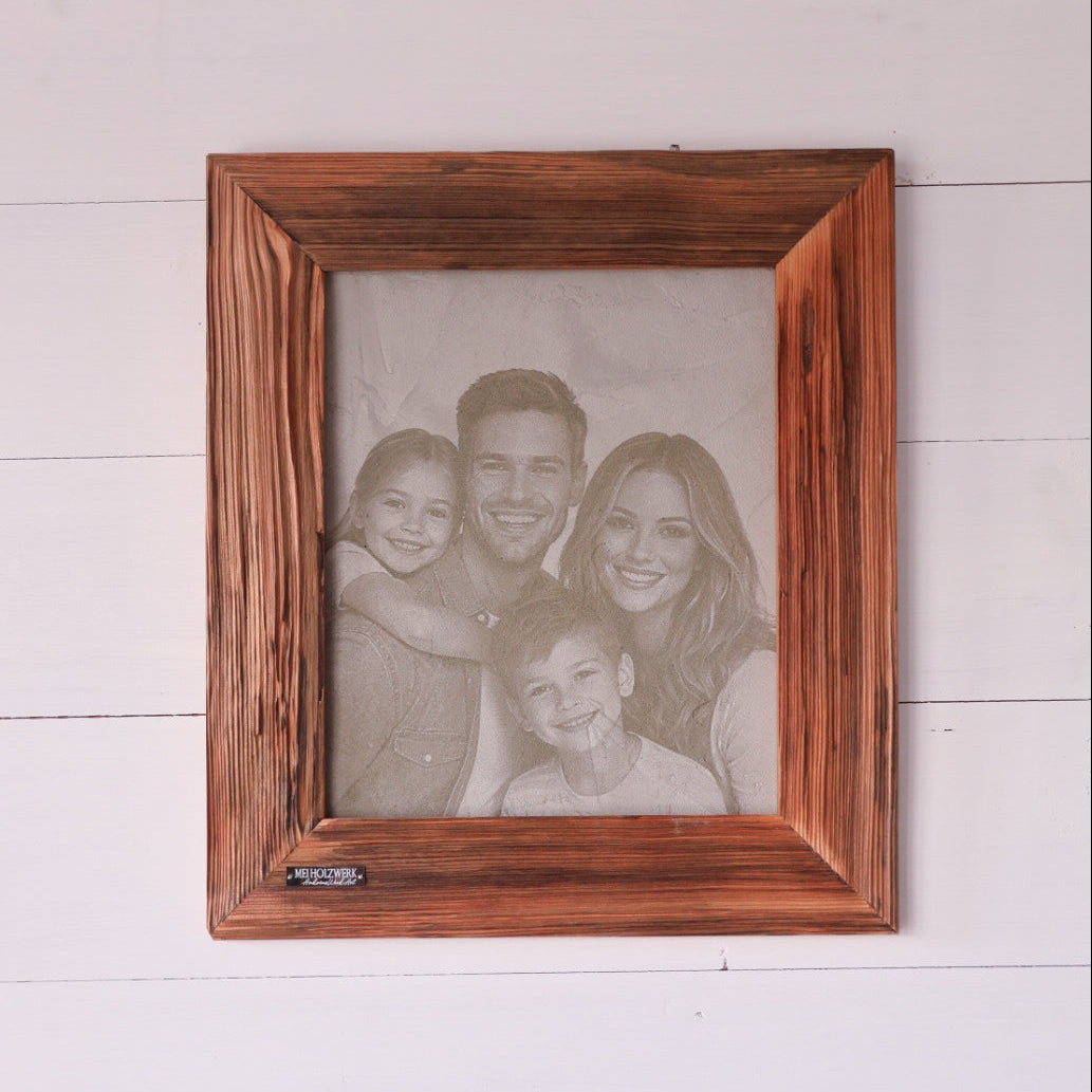 Personalisiertes Betonbild mit Foto im Altholzrahmen
